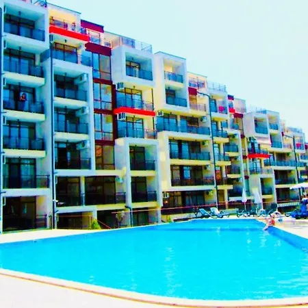 In Sun Waves Apartament Burgas City