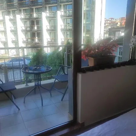 Apartament In Sun Waves Burgas City